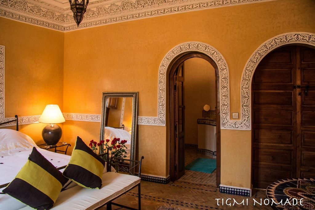 Tigmi Nomade Bed and Breakfast Tahanaout Exteriör bild