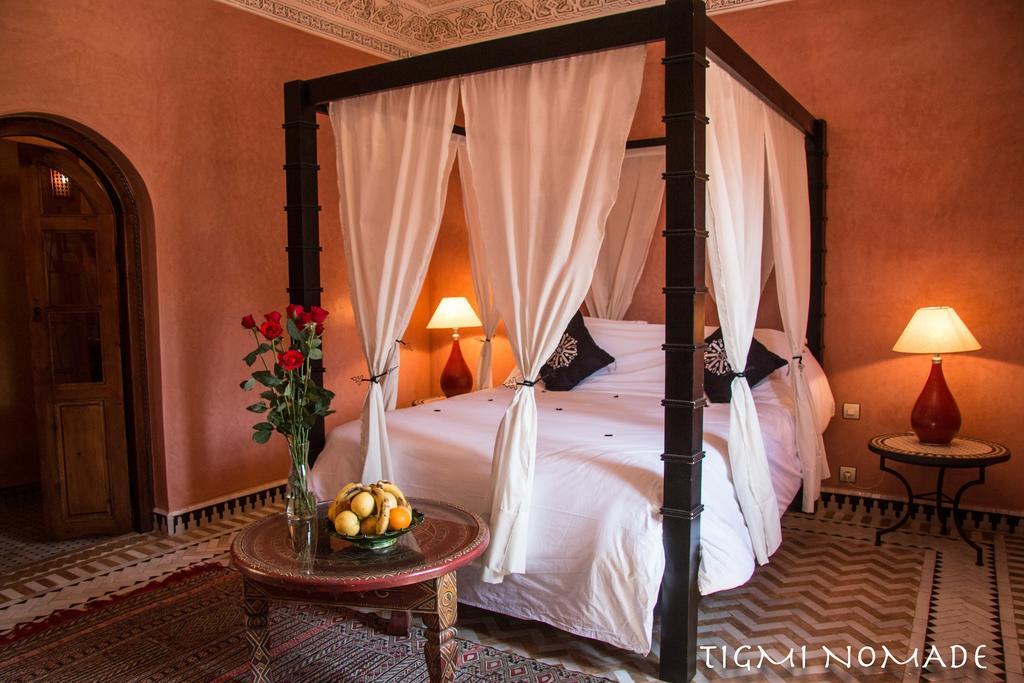 Tigmi Nomade Bed and Breakfast Tahanaout Exteriör bild