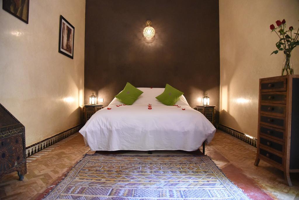 Tigmi Nomade Bed and Breakfast Tahanaout Exteriör bild