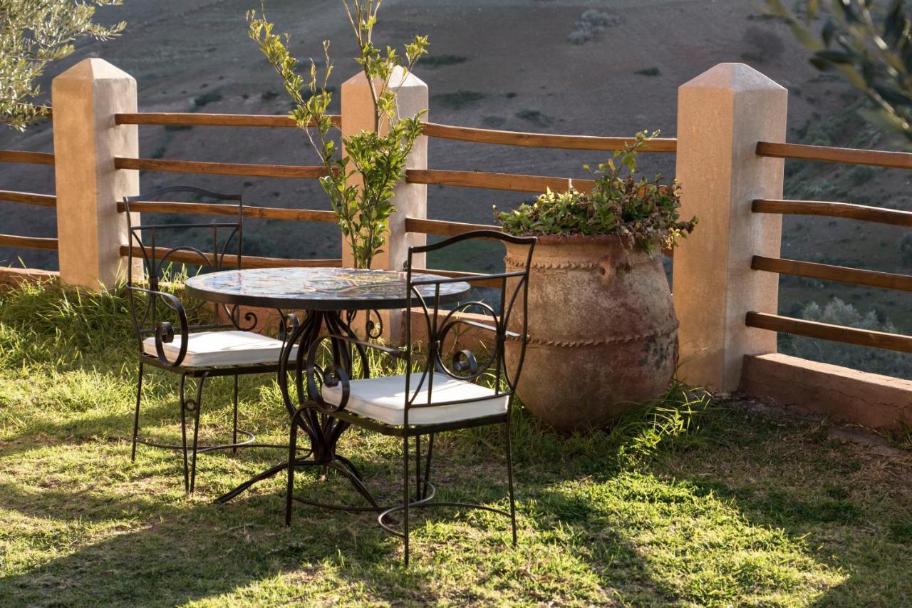 Tigmi Nomade Bed and Breakfast Tahanaout Exteriör bild