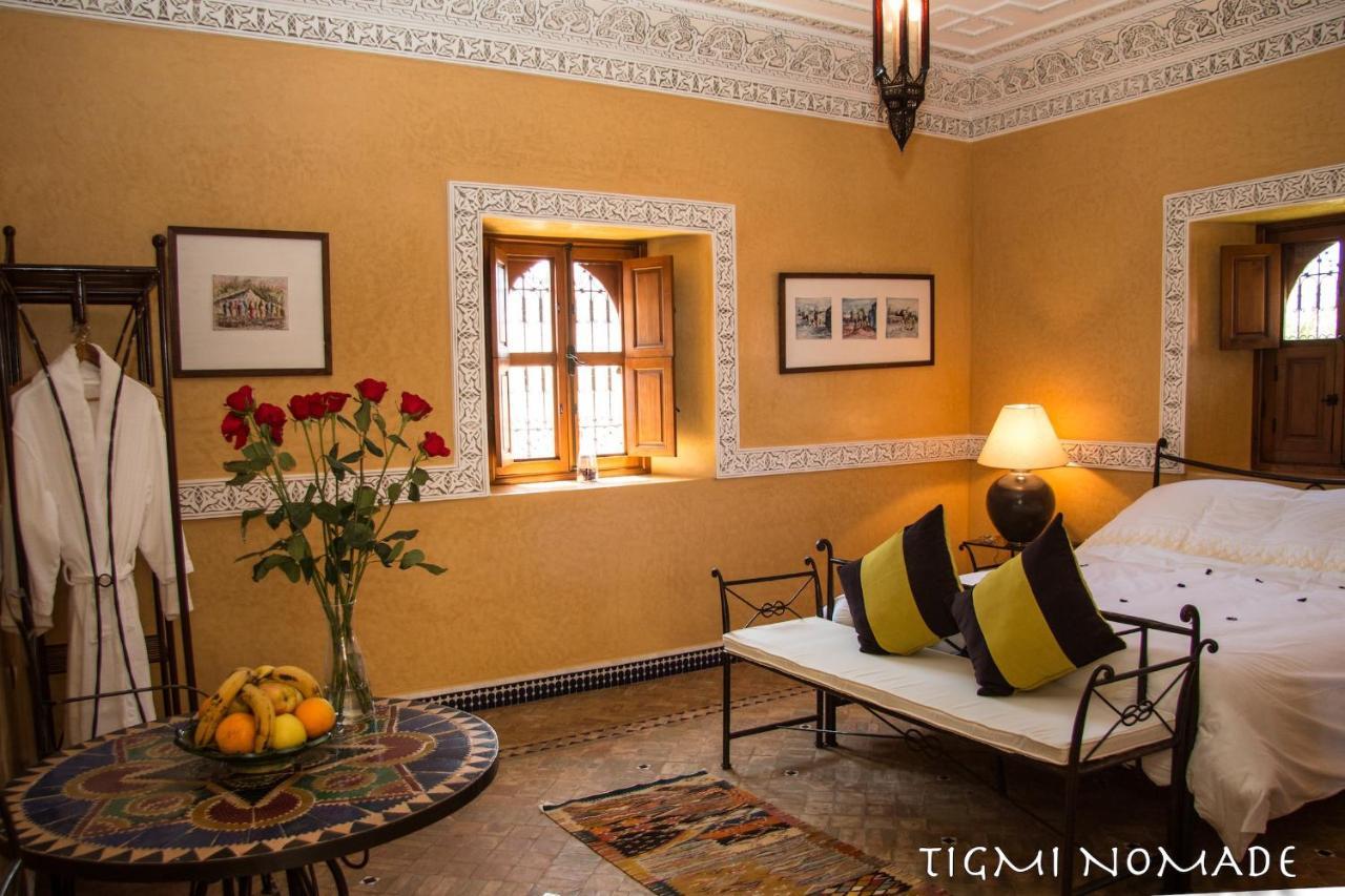 Tigmi Nomade Bed and Breakfast Tahanaout Exteriör bild