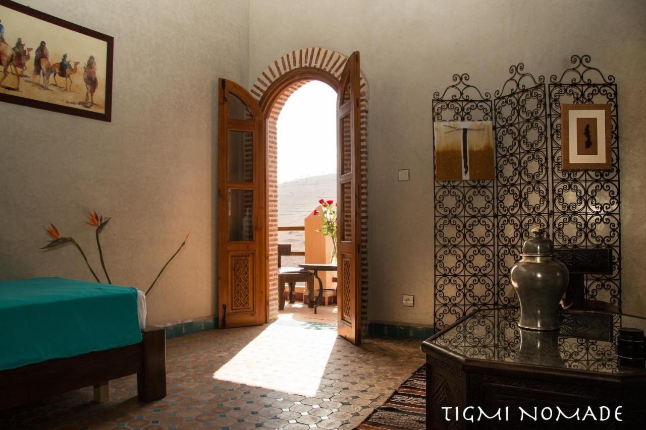 Tigmi Nomade Bed and Breakfast Tahanaout Exteriör bild
